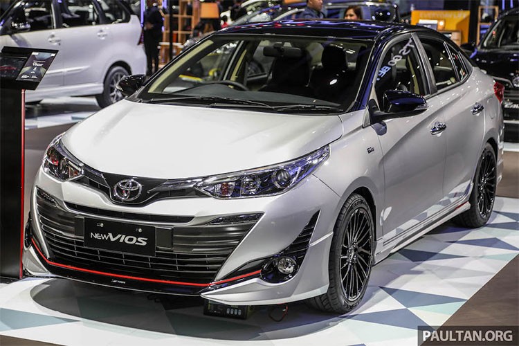 Can canh xe gia re Toyota Vios 2018 do TRD chinh hang