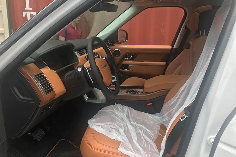 Dai gia Da Nang so huu Range Rover LWB P400E gia 9,3 ty-Hinh-5