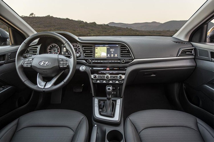 Soi chi tiet sedan Hyundai Elantra 2019 vua ra mat-Hinh-7