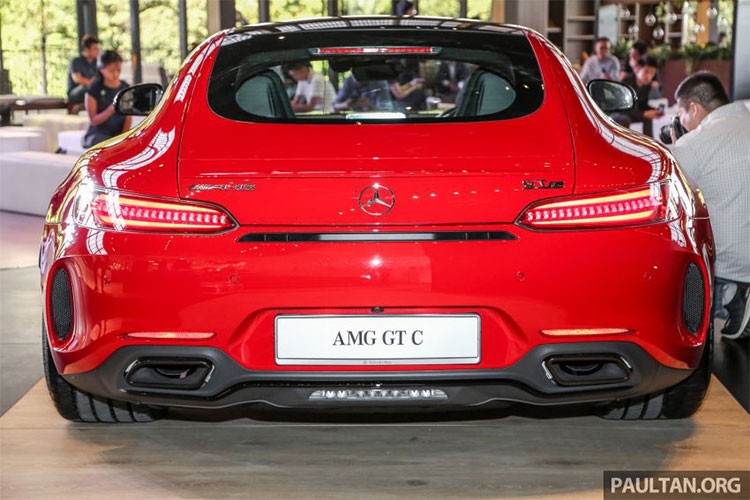 Mercedes-AMG GT C Coupe gia 8,277 ty dong tai Malaysia-Hinh-4