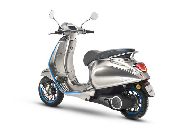 Xe may dien Vespa Elettrica chay 100km/1 lan xac-Hinh-5