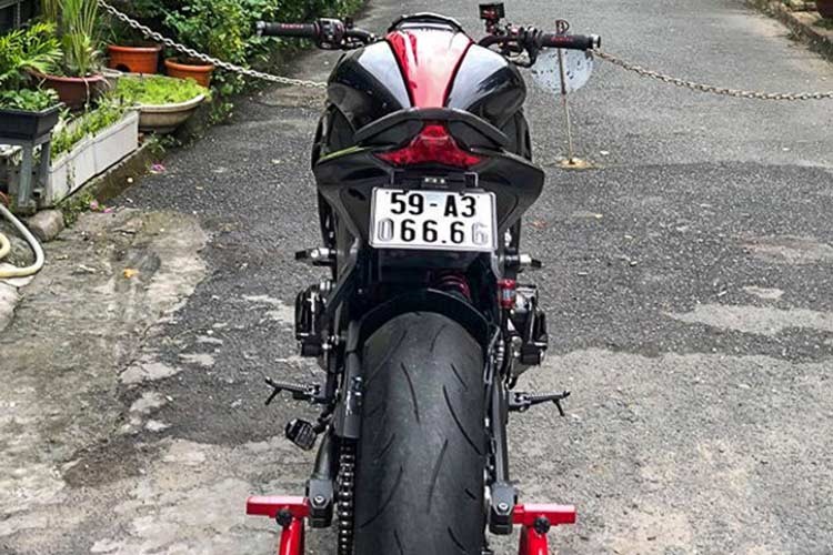 Kawasaki Z1000 bien tu quy gia 1,2 ty tai Sai Gon-Hinh-4