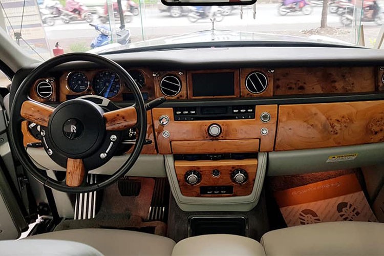 Rolls-Royce Phantom cua Khai Silk ha gia ban 8 ty dong-Hinh-6