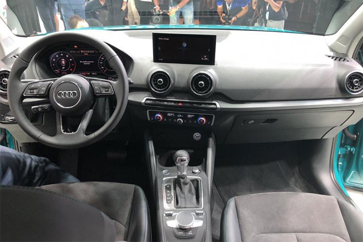 Ra mat Audi Q2 2018 gia 