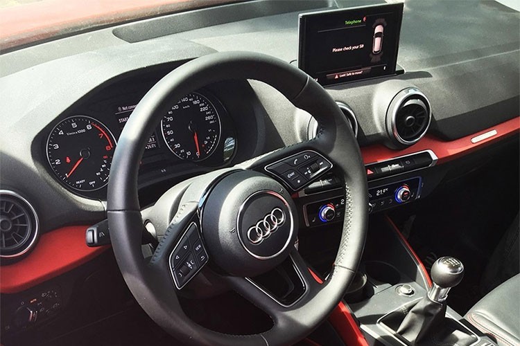Ra mat Audi Q2 2018 gia 
