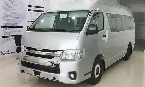 Doanh so Toyota Hiace tai Viet Nam tang cao nho giam gia