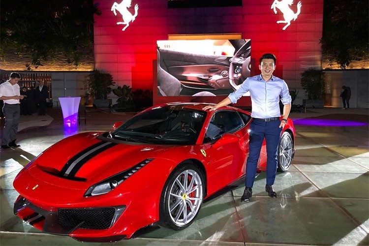 Sieu xe Ferrari 488 Pista dau tien 