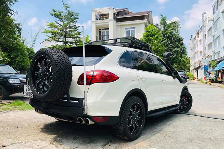 Dan choi Viet do Porsche Cayenne tien ty thanh xe off-road-Hinh-6