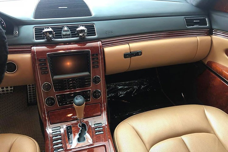 Can canh sieu xe sang Maybach 57S mau doc nhat Viet Nam-Hinh-6