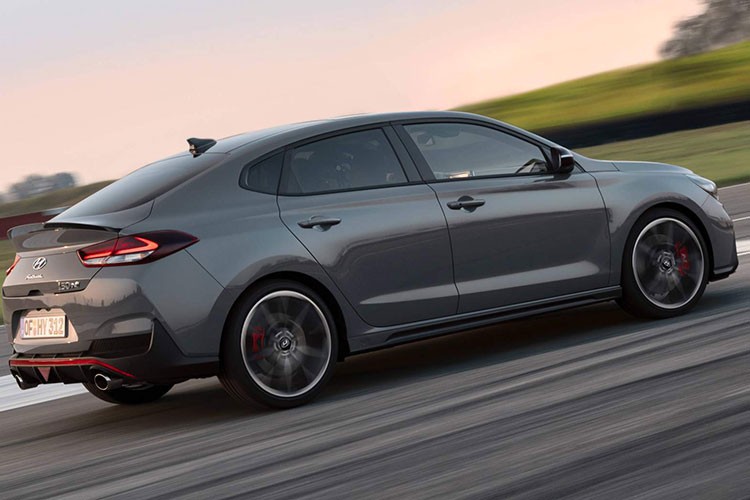 Hyundai i30 Fastback N chao san Paris Motor Show 2018-Hinh-7