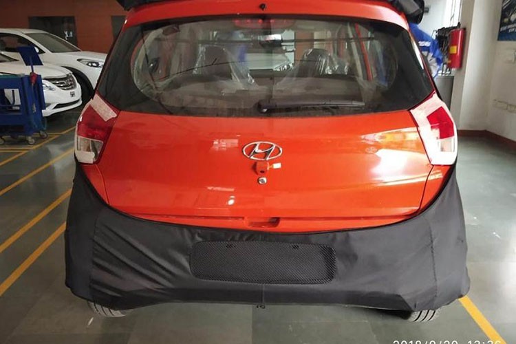 Xe gia re Hyundai Santro moi, gia chi 117 trieu dong-Hinh-2