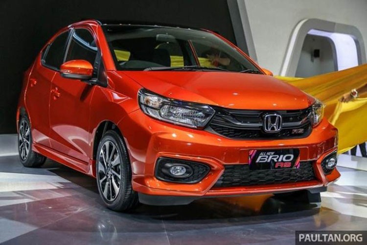 Xe oto sieu re Honda Brio ve Viet Nam dau Toyota Wigo?