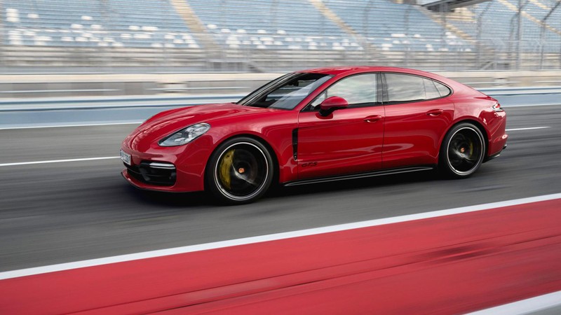 Porsche ra mat Panamera GTS va Panamera GTS Sport Turismo 2019-Hinh-8