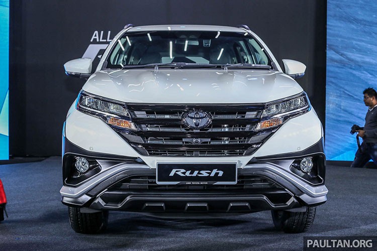 Xe Toyota Rush moi 