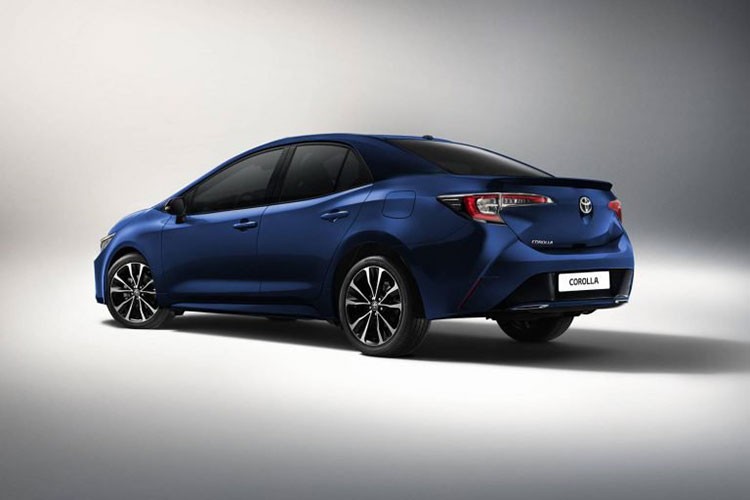 Toyota Corolla Sedan 2019 sap ra mat co gi hay?-Hinh-2