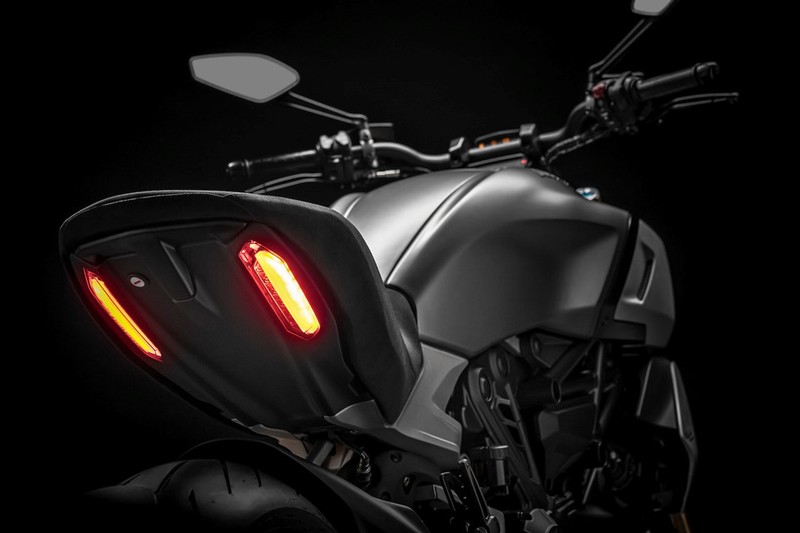 Chi tiet cruiser co bap Ducati Diavel 1260 the he moi-Hinh-11