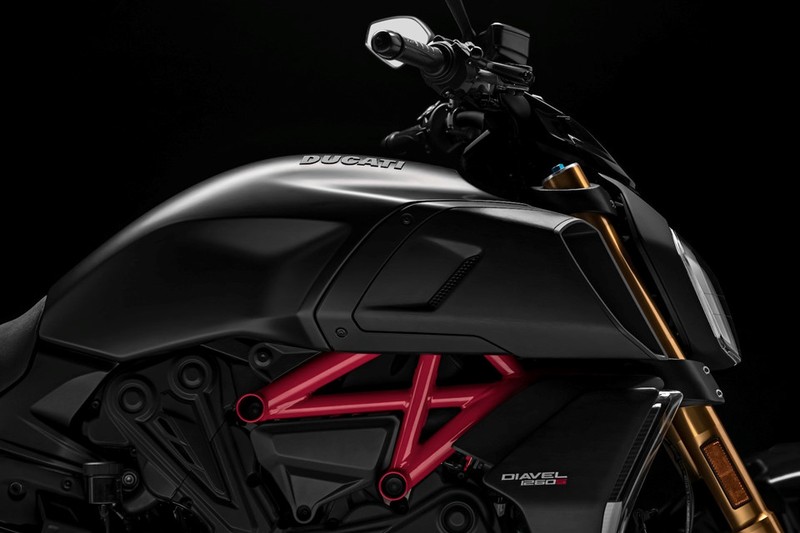 Chi tiet cruiser co bap Ducati Diavel 1260 the he moi-Hinh-9