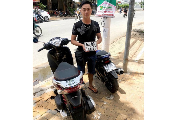 Soi Honda SH mode bien “ngu quy 9” gia hon 500 trieu dong