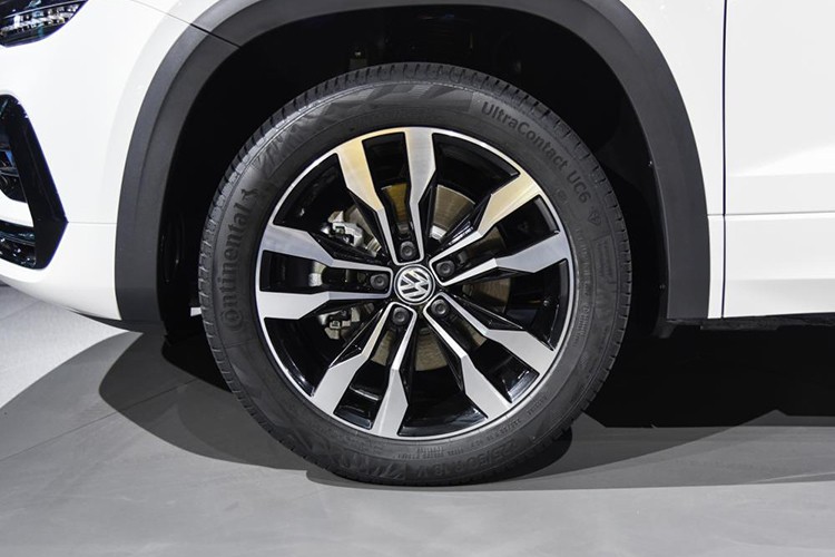 Volkswagen Tharu 2019 - doi thu cua Honda CR-V co gi 