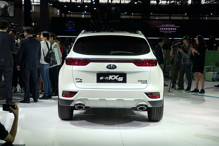 Kia KX5 2019 “doi thu” Honda CR-V ra mat tai TQ-Hinh-4