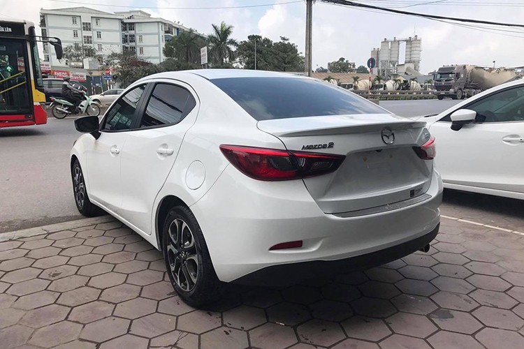 Chi tiet Mazda2 mien thue gia tu 509 trieu tai Viet Nam-Hinh-9