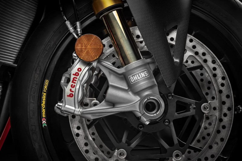 Ve Viet Nam, Ducati Panigale V4R se co gia hon 2 ty dong-Hinh-9