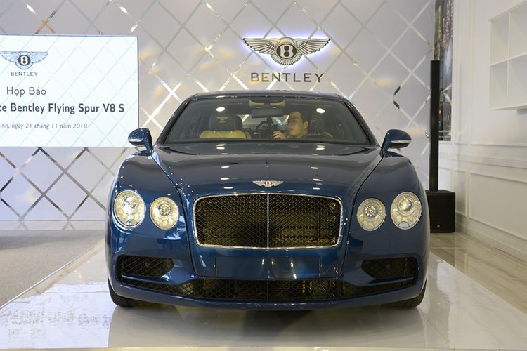 Bentley Flying Spur V8 S gia 16,868 ty dong ve Viet Nam-Hinh-3