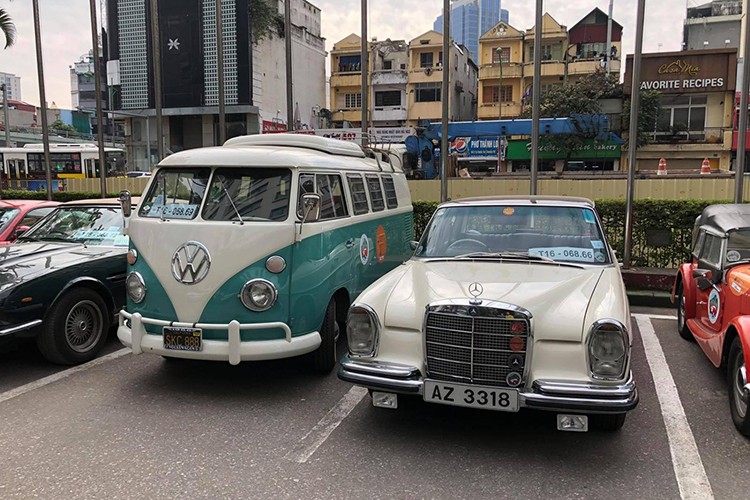 Dan xe co hang hiem lan banh tu Trung Quoc den Ha Noi-Hinh-5