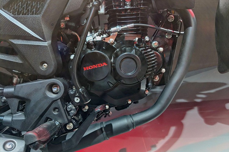 Xe moto sieu re Honda X-Blade ABS gia chi 28,7 trieu dong-Hinh-8