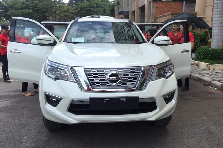 SUV Nissan Terra so san gia 986 trieu dong tai Ha Noi-Hinh-8