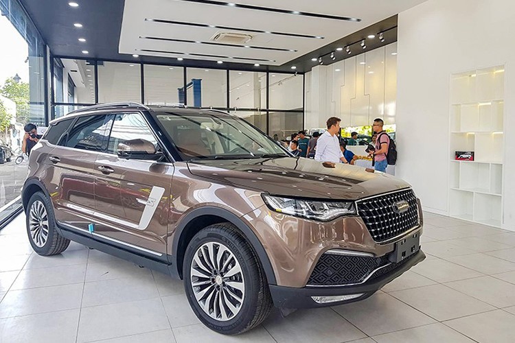 Xe oto Trung Quoc Zotye Z8 tai nan 