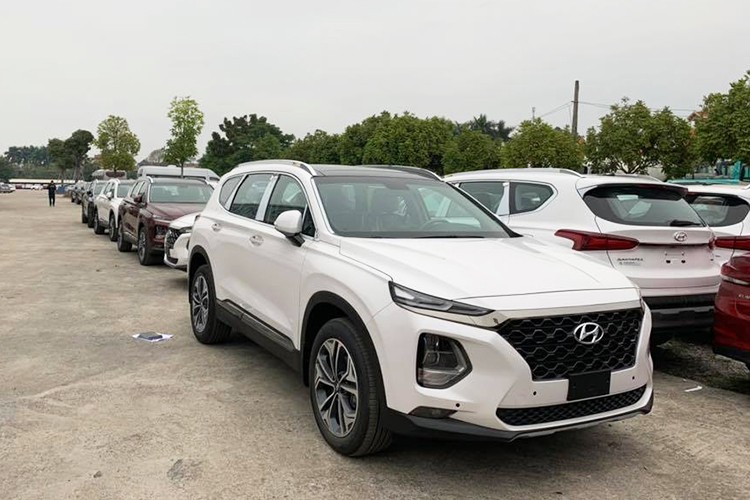 Hyundai SantaFe 2019 do bo dai ly Viet Nam dau nam moi-Hinh-4