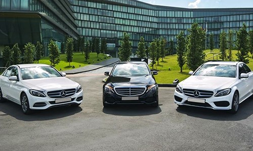Mercedes-Benz ngung phan phoi 5 mau xe tai Viet Nam