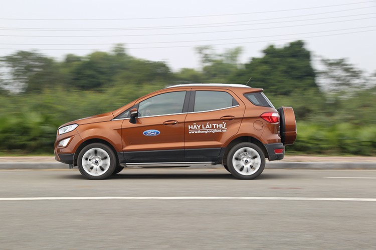 Trai nghiem su linh hoat cua Ford EcoSport tai Ha Noi-Hinh-3