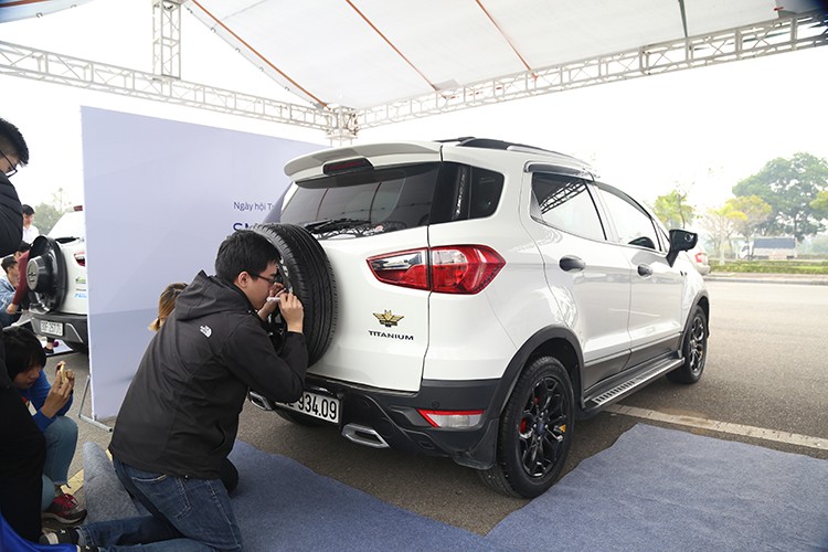 Trai nghiem su linh hoat cua Ford EcoSport tai Ha Noi-Hinh-7