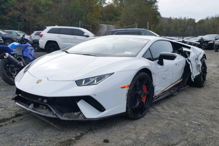 Sieu xe Lamborghini Huracan Performante gia chi 1,7 ty dong-Hinh-8