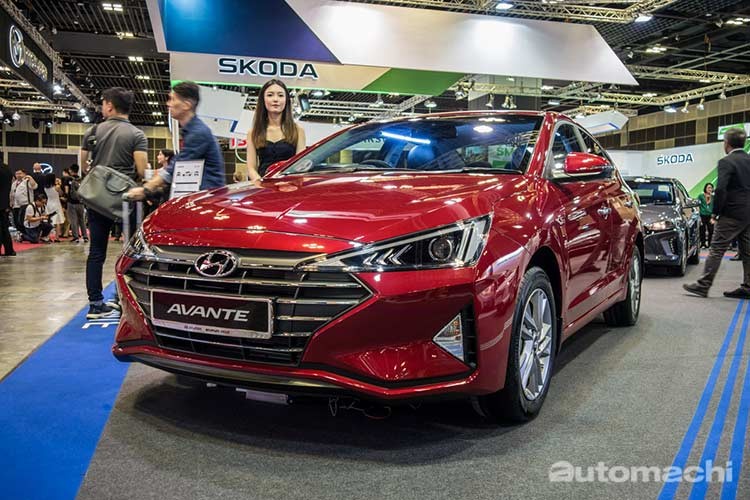Hyundai Elantra 2019 gia tu 1,29 ty dong 