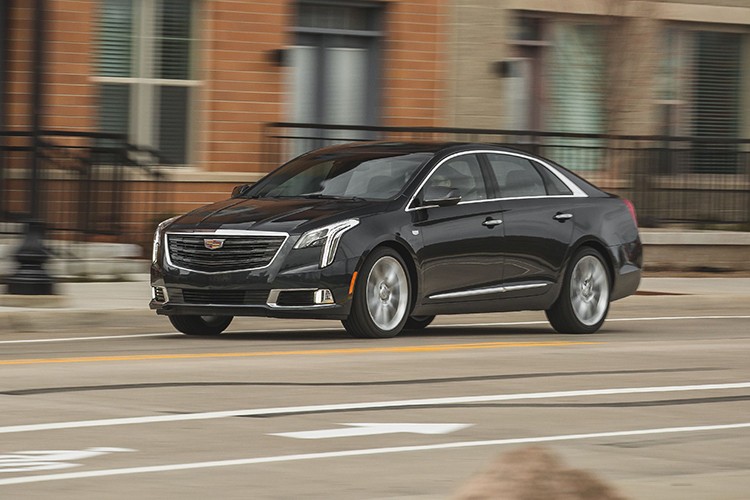 Xe sang Cadillac se co tinh nang tu lai tu cuoi 2020-Hinh-6