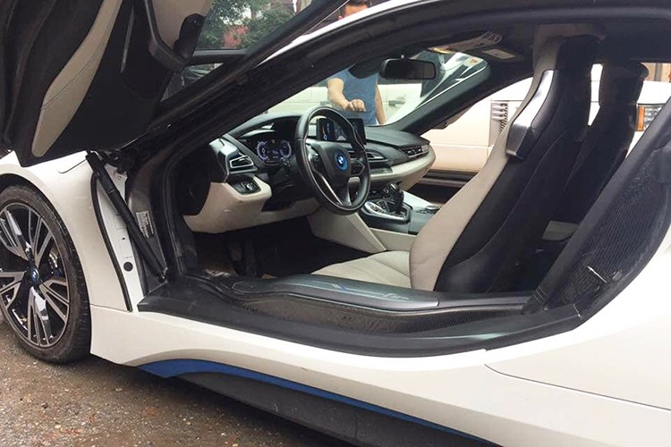 Sieu xe BMW i8 bien 