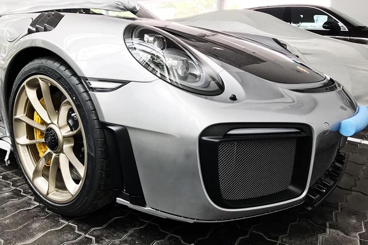 Sieu xe Porsche 911 GT2 RS hon 20 ty tai Ha Noi-Hinh-3