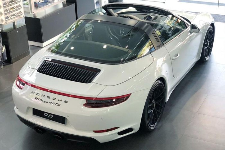 Porsche 911 Targa 4 GTS 2018 hon 11 ty o Sai Gon-Hinh-9