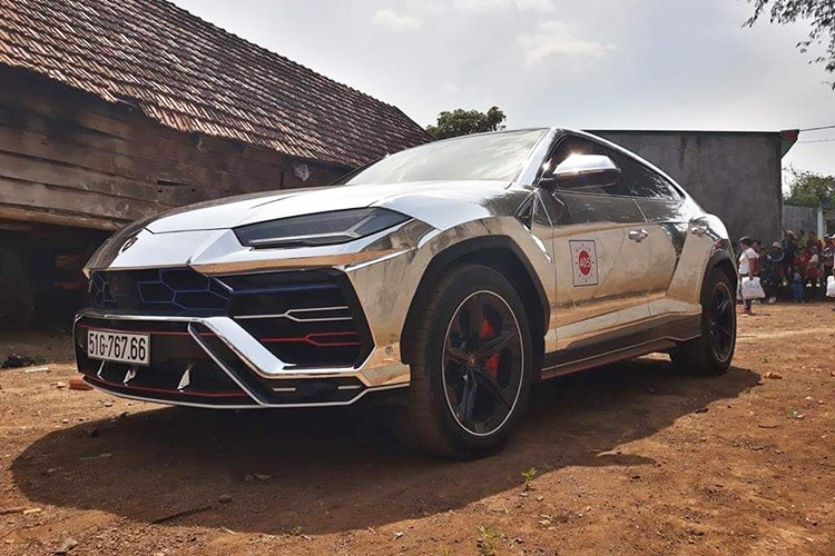 Minh Nhua cam lai Lamborghini Urus hon 23 ty den Tay Nguyen-Hinh-3