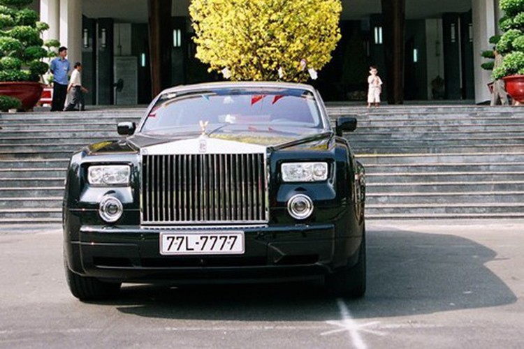 Nhin lai xe Rolls-Royce “bien doc” cua ba Duong Thi Bach Diep-Hinh-10