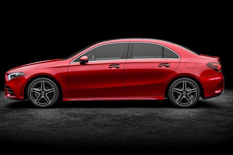 Mercedes-Benz A-Class 2019 - chiec sedan hang sang re nhat-Hinh-2