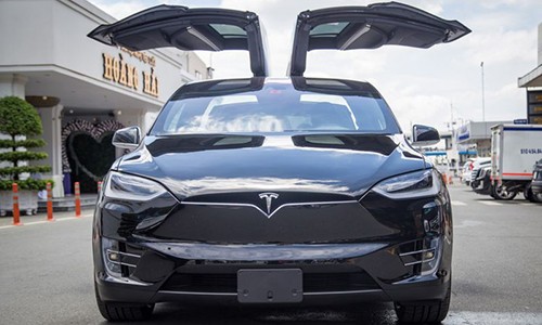 SUV dien Trung Quoc “nhai” Tesla Model X gia 780 trieu-Hinh-2