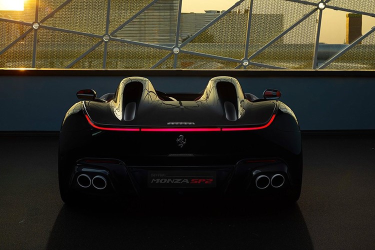 Ferrari Monza SP2 - sieu xe dep nhat the gioi nam 2018-Hinh-4