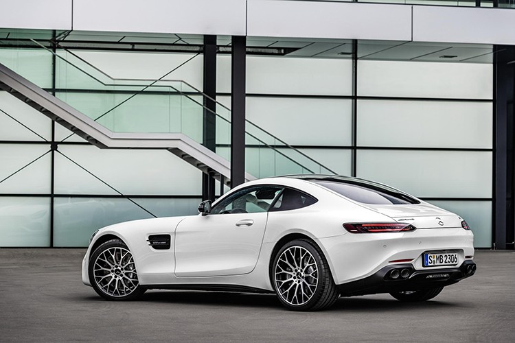 Sieu xe Mercedes-AMG GT 2020 gia tu 3,55 ty dong-Hinh-4