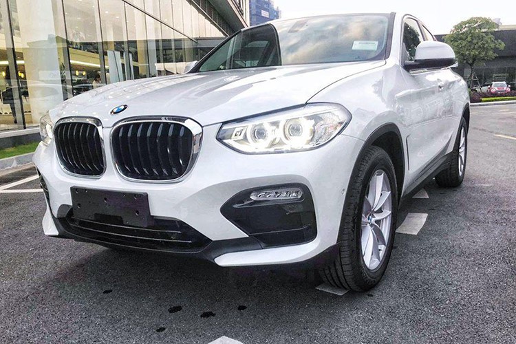 HLV Park Hang Seo - duoc tang SUV BMW X4 tien ty-Hinh-8