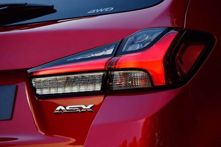 Mitsubishi Outlander Sport 2020 ban nang cap thay doi nhung gi?-Hinh-4