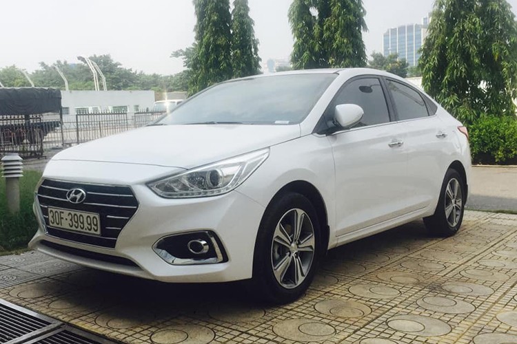 Hyundai Accent bien “tu quy 9” ban chi 850 trieu tai HN